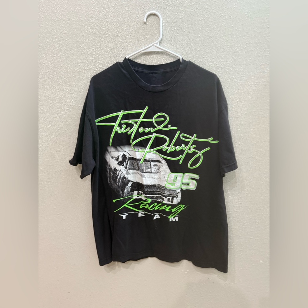 BRANDY MELVILLE RACING GRAPHIC TEE